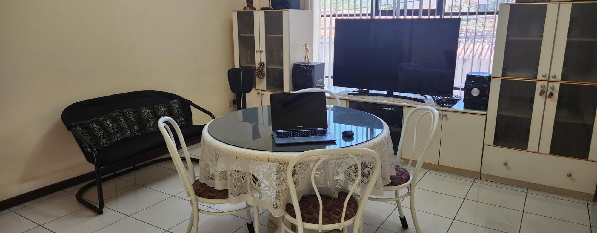 Appartamento Lujosa Casa En Centro De Santa Cruz